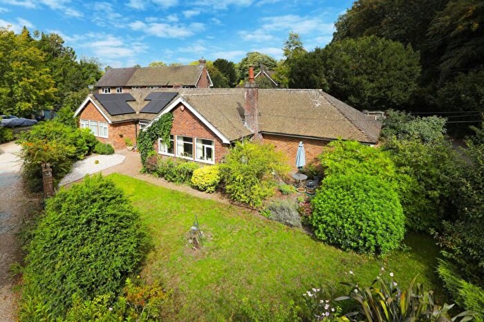 4 Bedroom Bungalow For Sale In Higham Lane, Bridge, Canterbury, Kent, CT4