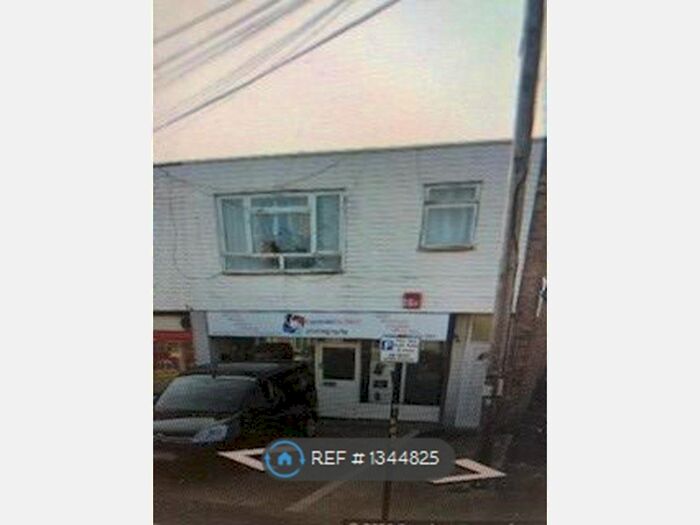 1 Bedroom Flat To Rent In Butts Road, Southampton, SO19