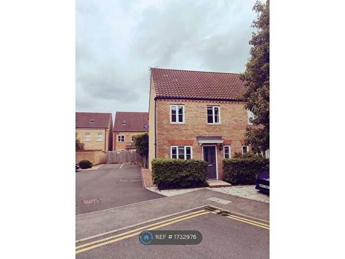 3 Bedroom Semi-Detached House To Rent In Anchor Close, Lincoln, LN5
