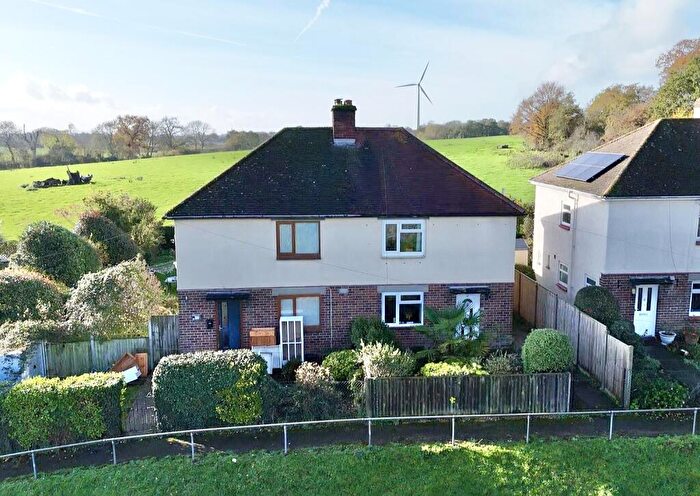 3 Bedroom Semi Detached House For Sale In Stockwell Lane, Aylburton, Lydney, GL15