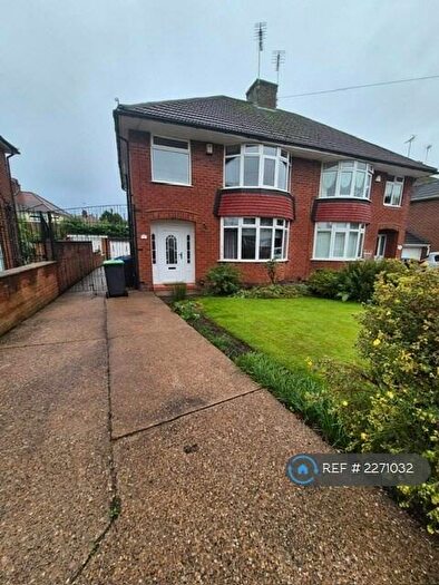 3 Bedroom Semi-Detached House To Rent In Bingham Avenue, Sutton-In-Ashfield, NG17