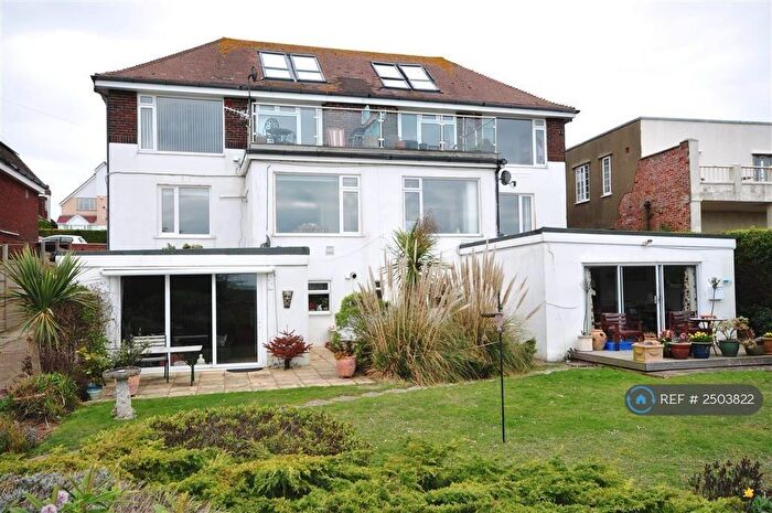 2 Bedroom Flat To Rent In Beacon Hill House, Ovingdean, Brighton, BN2