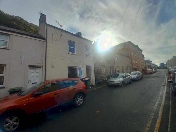 4 Bedroom Terraced House To Rent In Mount Street, Bangor, LL57