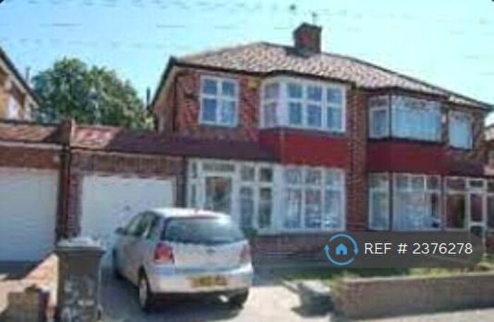 3 Bedroom Semi-Detached House To Rent In Angus Gardens, London, NW9