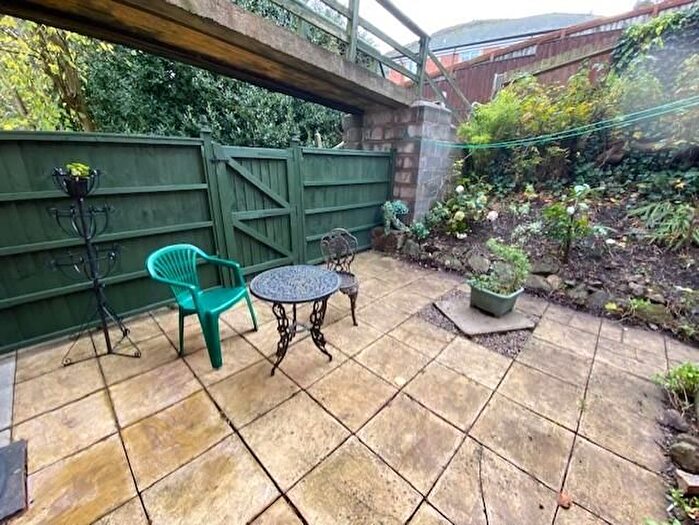 2 Bedroom Flat To Rent In Belvoir Bank, Malvern, WR14