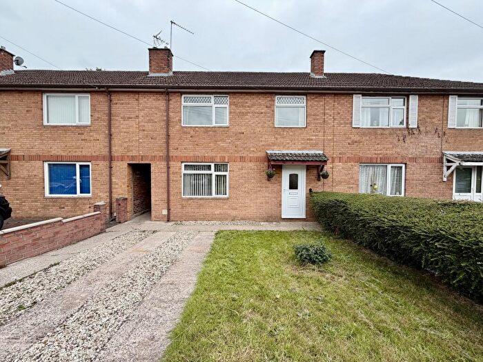 3 Bedroom Terraced House For Sale In Longcroft Road, Caldicot, Mon ., NP26