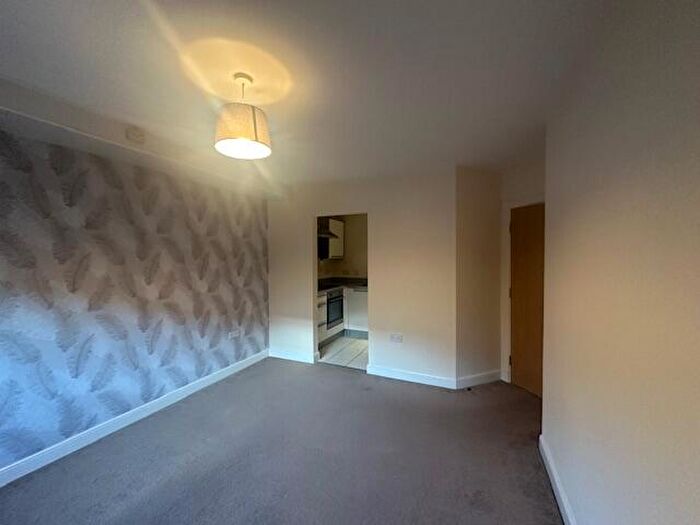 2 Bedroom Flat To Rent In Mill Street, Kidderminster, DY11