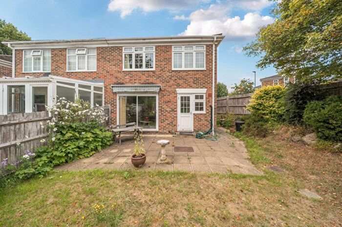 3 Bedroom Semi-Detached House For Sale In Heathfield Green, Midhurst, GU29