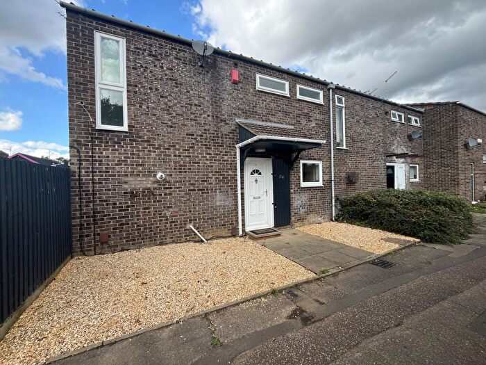 3 Bedroom End Of Terrace House To Rent In Holdfield, Peterborough, PE3