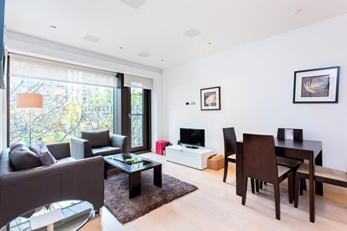 1 Bedroom Flat For Sale In Roman House, Wood Street, Barbican, London, EC2Y