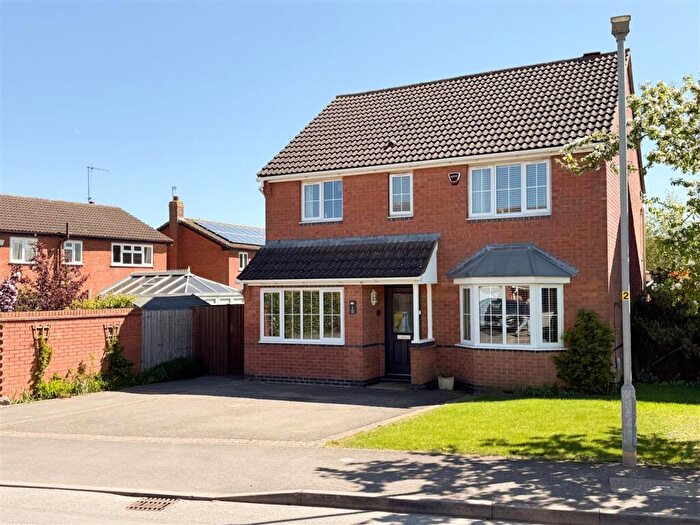 Flat For Sale In Eyam Close, Desborough, Kettering, NN14