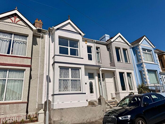 3 Bedroom Terraced House For Sale In Chard Road, Plymouth Spacious Family Home With Level Enclosed Rear Garden, PL5