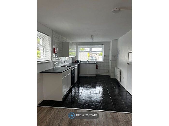 2 Bedroom Maisonette To Rent In The Anchorage, Newquay, TR7