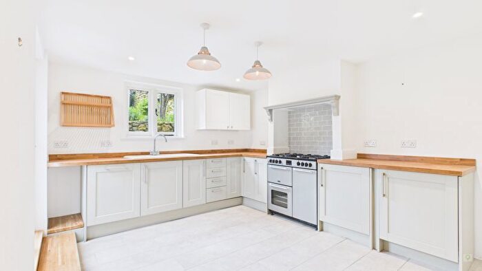 2 Bedroom Cottage To Rent In West Street, Hinton St. George, TA17