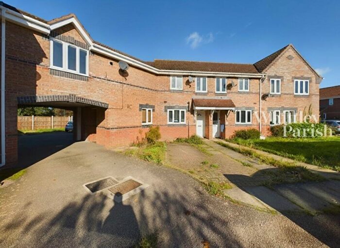 2 Bedroom Terraced House For Sale In Willow Court, Attleborough, Norwich, NR17