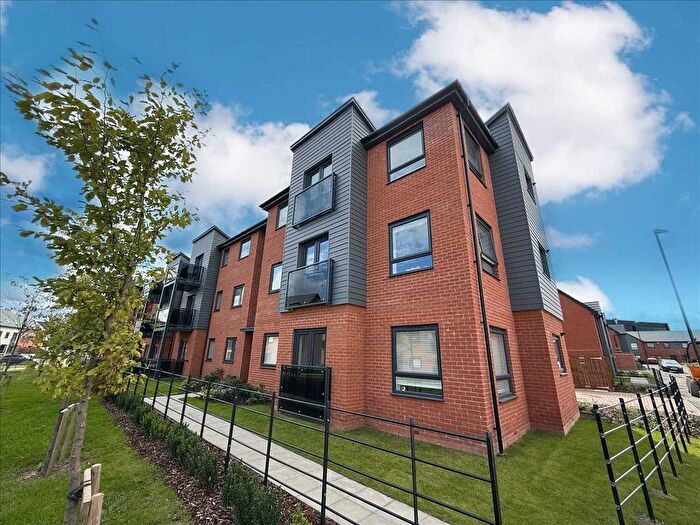 2 Bedroom Flat To Rent In Joseph Crescent, Solihull, B90