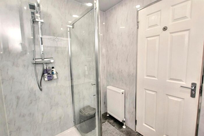 2 Bedroom Semi-Detached House For Sale In Gigha Quadrant, Wishaw, ML2