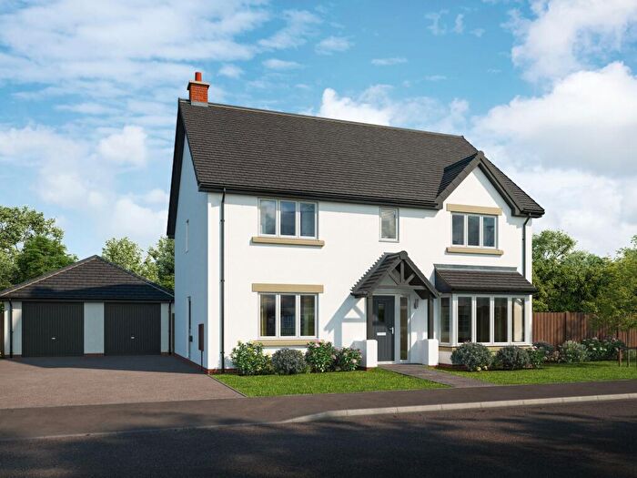 5 Bedroom Detached House For Sale In Station Road, Purton, SN5