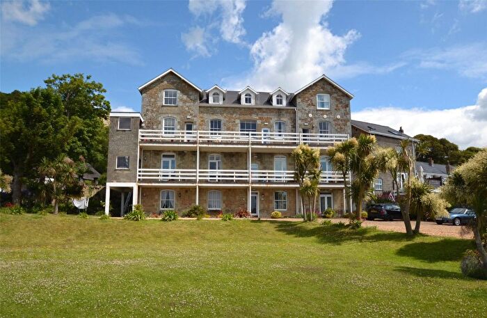 2 Bedroom Flat To Rent In Carfax, Undercliff Drive, PO38