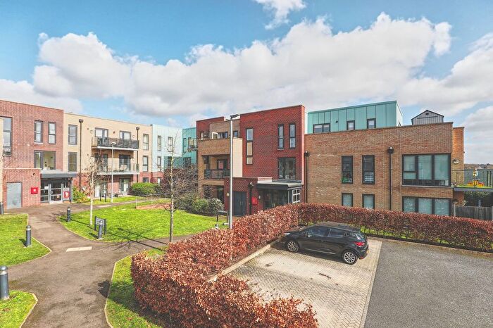 1 Bedroom Flat For Sale In Cowper Close, Ware, SG12