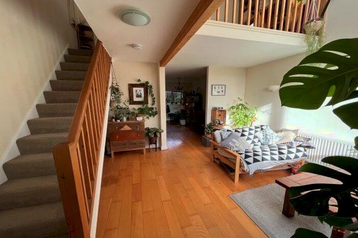 2 Bedroom Terraced House To Rent In Holyoake Road, Oxford, OX3