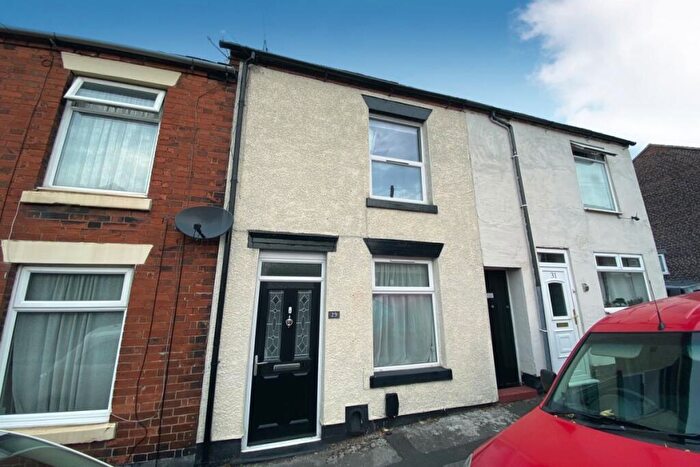 2 Bedroom Terraced House To Rent In Victoria Street, Newcastle, Staffordshire, ST5