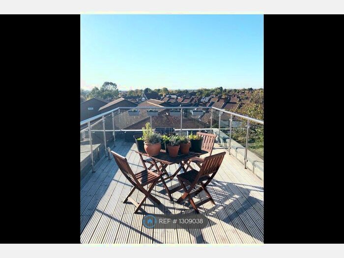 1 Bedroom Flat To Rent In Streatham High Road, London SW16