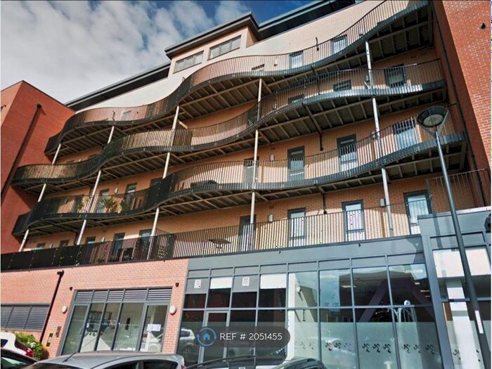 2 Bedroom Flat To Rent In Castleward Court, Derby, DE1