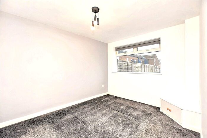 3 Bedroom Terraced House For Sale In Ashlea Green, Leeds, West Yorkshire, LS13