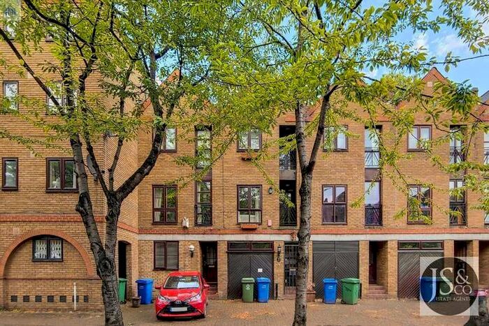 4 Bedroom Terraced House To Rent In Greenland Quay, London, SE16