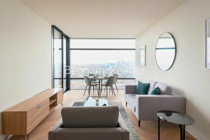 1 Bedroom Flat To Rent In Principal Tower, Worship Street, EC2A