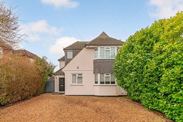 5 Bedroom Detached House To Rent In Hollington Crescent, New Malden, KT3