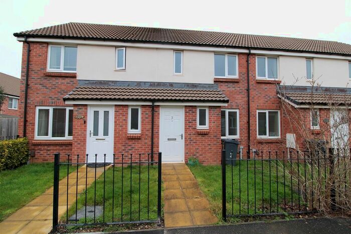 2 Bedroom Property To Rent In Holly Lane, Cranbrook, Exeter, EX5