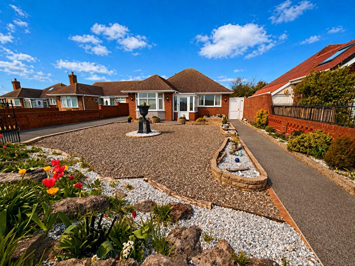 2 Bedroom Bungalow For Sale In West Way, Rossall, FY7