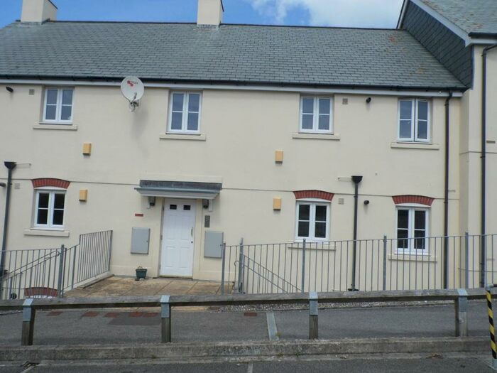 2 Bedroom Apartment To Rent In Hill Hay Close, Fowey, PL23