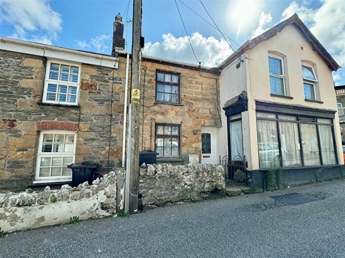 2 Bedroom Cottage To Rent In Church Street, Newquay, TR7