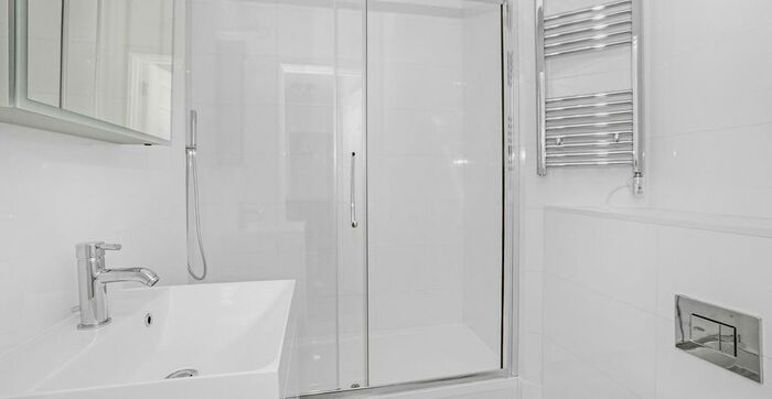 1 Bedroom Flat To Rent In Finchley Road, Golders Hill, London, NW11