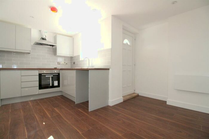 2 Bedroom Apartment To Rent In Old Bank Apartments, Victoria Road, Netherfield, Nottingham, NG4