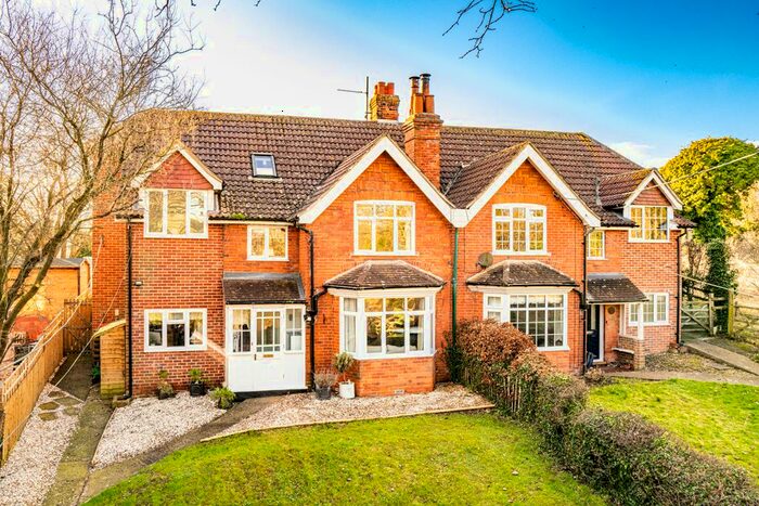 4 Bedroom Property For Sale In Green Trees, Compton, RG20