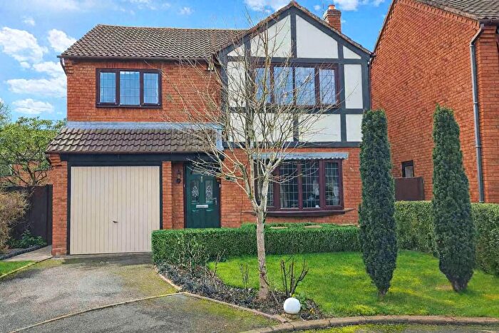 4 Bedroom Detached House For Sale In Canterbury Way, Nuneaton, CV11