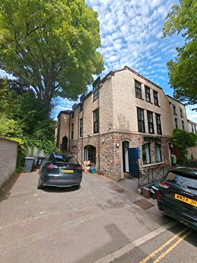4 Bedroom Flat To Rent In Hope Chapel House Ref, BS8