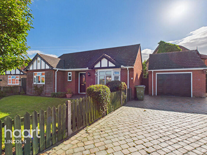 3 Bedroom Detached Bungalow For Sale In Millbeck Drive, Lincoln, LN2