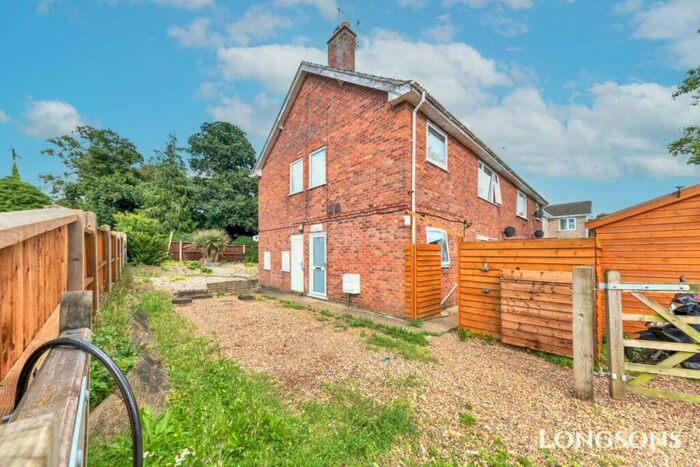 2 Bedroom Apartment For Sale In Hill View, North Pickenham, PE37