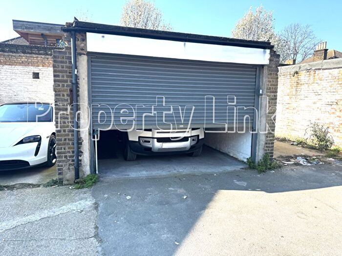 Parking To Rent In Cranbrook Rd, Ilford, IG1