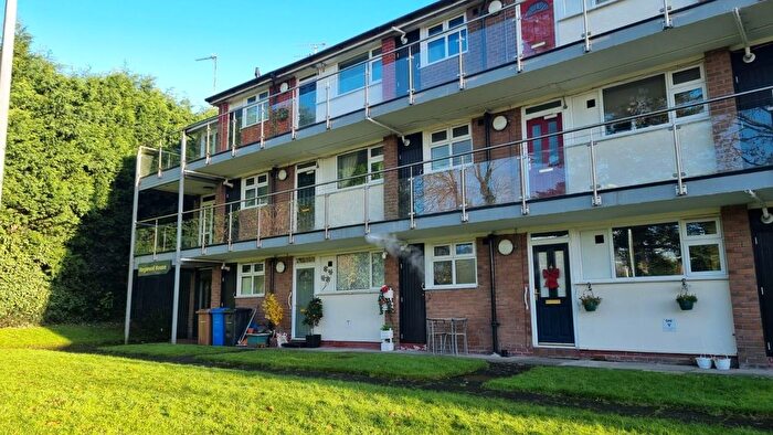 1 Bedroom Flat To Rent In Edgehill Road, Salford, M6