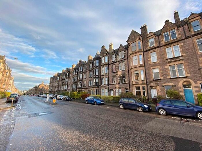 4 Bedroom Flat To Rent In Marchmont Road, Marchmont, Edinburgh, EH9