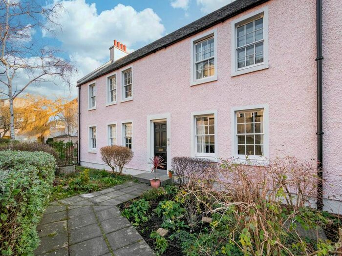 1 Bedroom Flat To Rent In Haddon's Court, Newington, Edinburgh, EH8