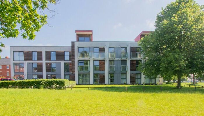 2 Bedroom Flat To Rent In Cavalry Road, Colchester, Essex, CO2