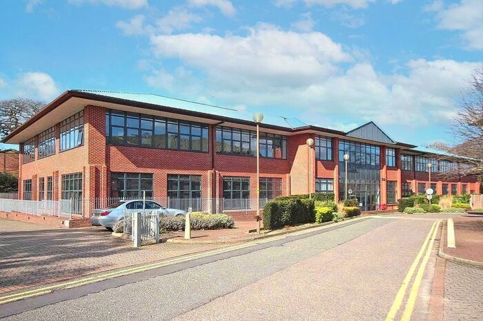 1 Bedroom Flat For Sale In Mundells, Welwyn Garden City, Hertfordshire, AL7