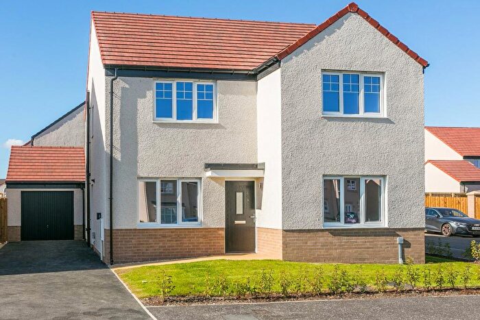 4 Bedroom Detached House For Sale In Off Scott Glynn Walk, Tranent, EH33